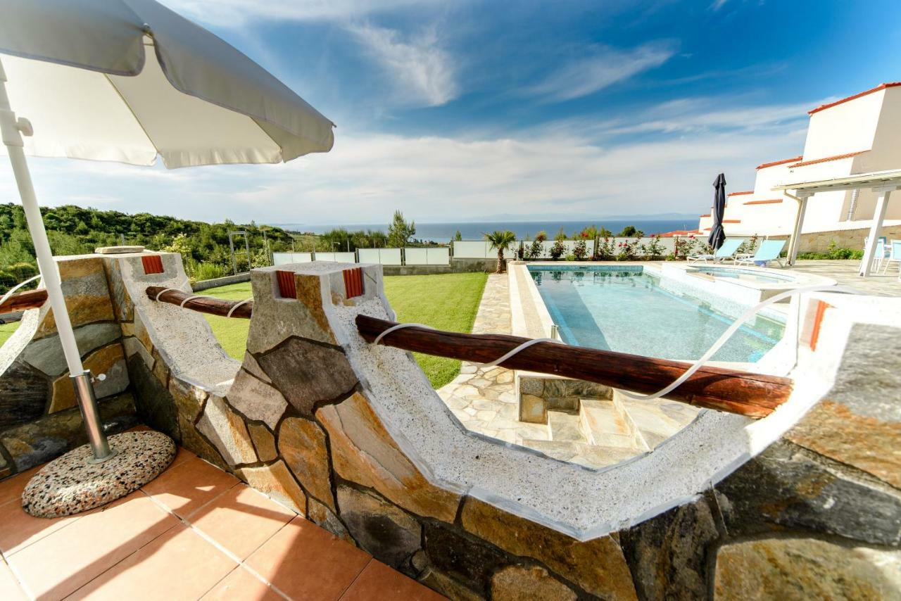 Villa Alina Hanioti Bagian luar foto