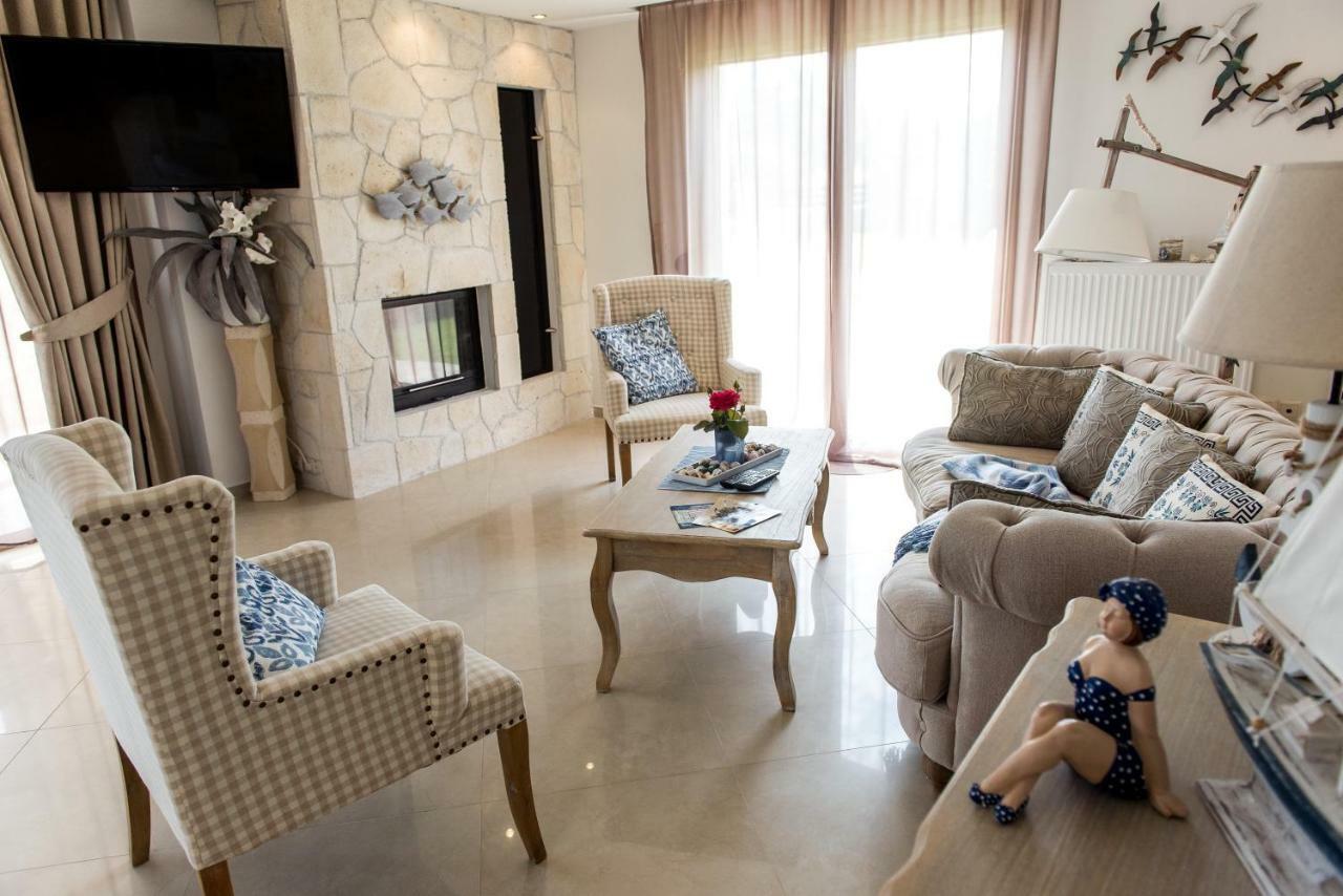 Villa Alina Hanioti Bagian luar foto